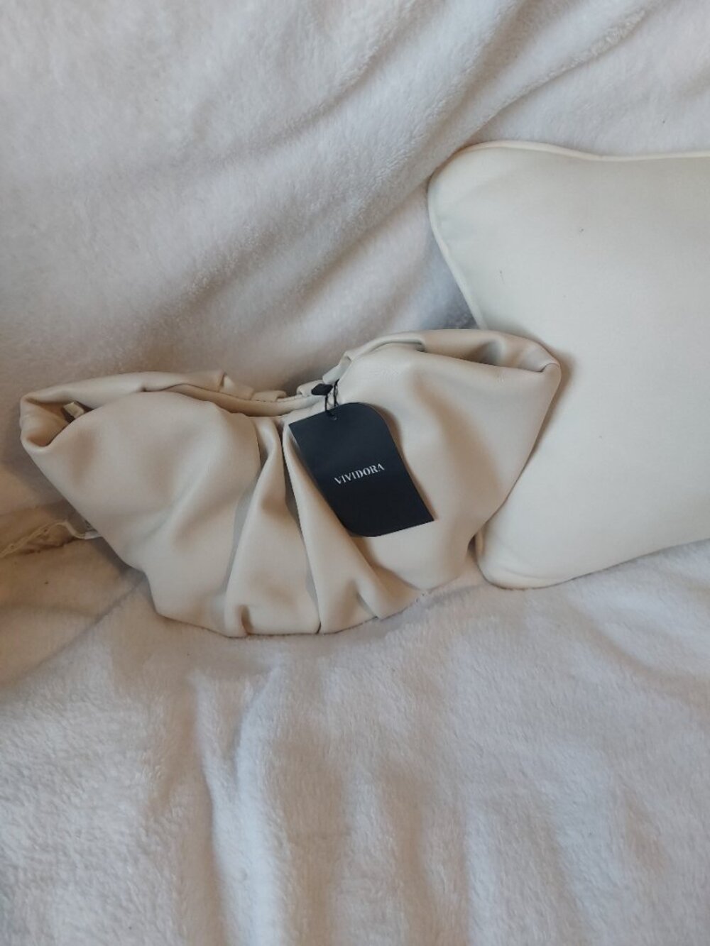 Vividora “Cloud” Ruched Clutch – Pleated Dumpling Bag, Minimalist Chic